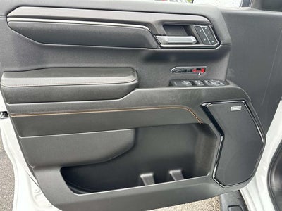2024 GMC Sierra 1500 4WD Crew Cab Short Box AT4