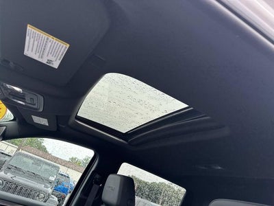 2024 GMC Sierra 1500 4WD Crew Cab Short Box AT4