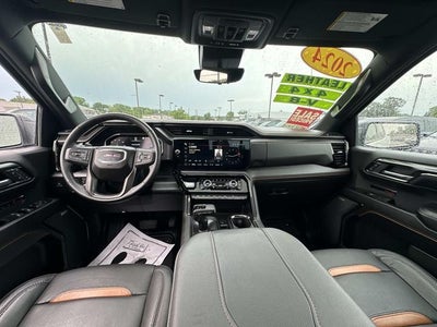 2024 GMC Sierra 1500 4WD Crew Cab Short Box AT4
