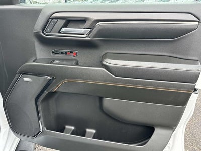 2024 GMC Sierra 1500 4WD Crew Cab Short Box AT4
