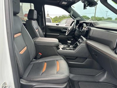 2024 GMC Sierra 1500 4WD Crew Cab Short Box AT4
