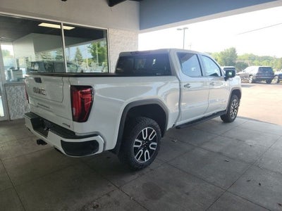 2024 GMC Sierra 1500 4WD Crew Cab Short Box AT4