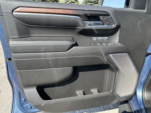 2024 GMC Sierra 1500 4WD Crew Cab Short Box Denali