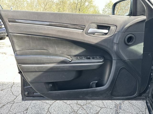 2017 Chrysler 300 Limited AWD