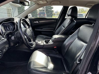 2017 Chrysler 300 Limited AWD