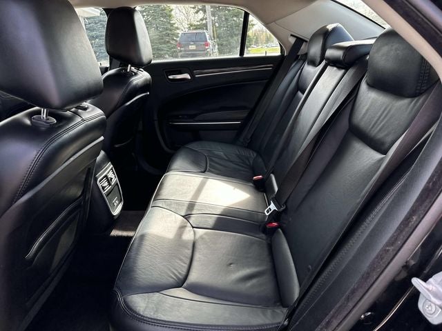 2017 Chrysler 300 Limited AWD