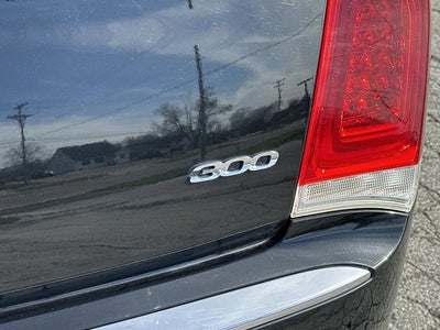 2017 Chrysler 300 Limited AWD