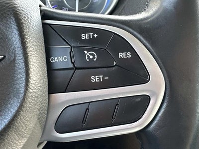 2017 Chrysler 300 Limited AWD