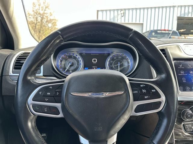 2017 Chrysler 300 Limited AWD