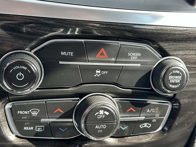 2017 Chrysler 300 Limited AWD