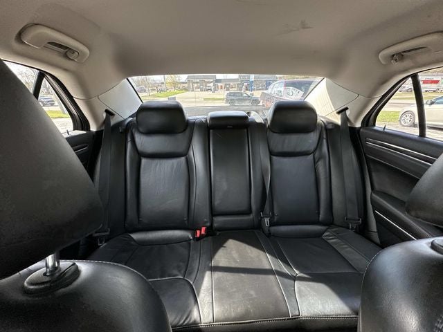 2017 Chrysler 300 Limited AWD