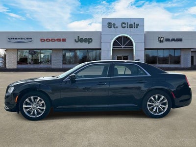 2017 Chrysler 300 Limited AWD