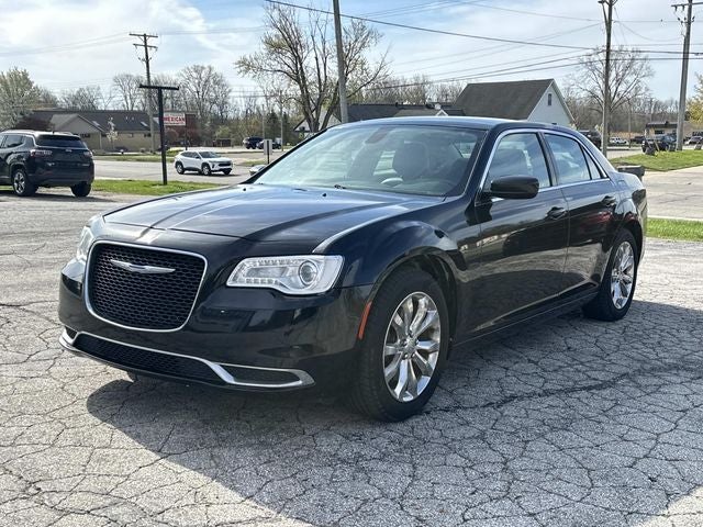 2017 Chrysler 300 Limited AWD