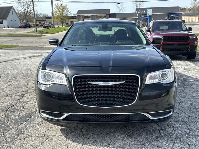 2017 Chrysler 300 Limited AWD