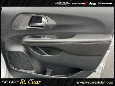 2026 Chrysler Pacifica PACIFICA SELECT