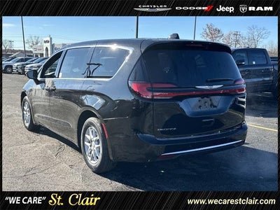 2026 Chrysler Pacifica PACIFICA SELECT