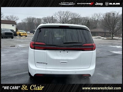 2026 Chrysler Pacifica PACIFICA SELECT