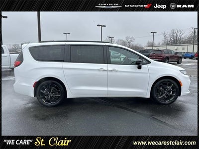 2026 Chrysler Pacifica PACIFICA SELECT