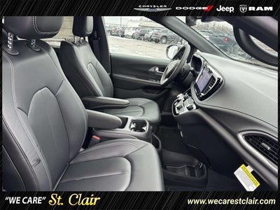 2026 Chrysler Pacifica PACIFICA SELECT