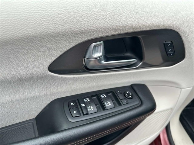 2020 Chrysler Pacifica Touring L Plus