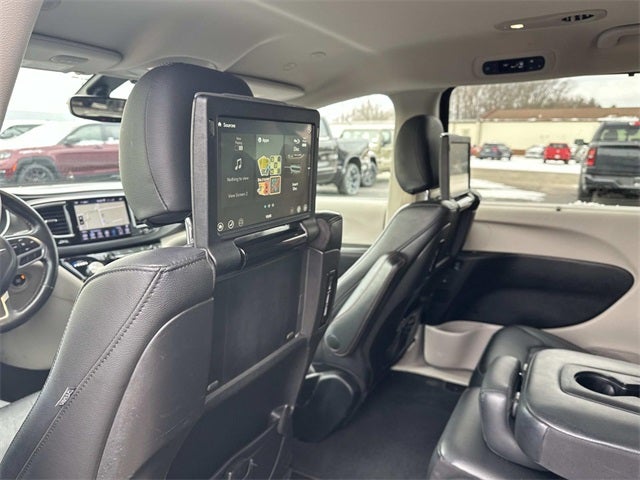 2020 Chrysler Pacifica Touring L Plus