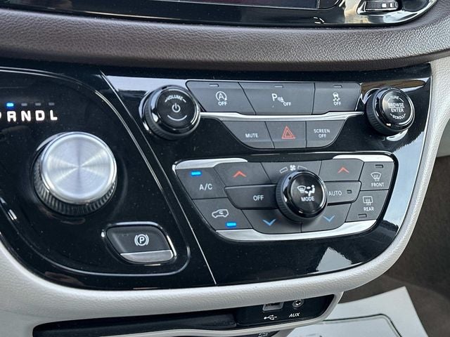 2019 Chrysler Pacifica Touring L Plus