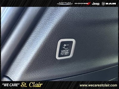 2027 Chrysler Pacifica PACIFICA LIMITED