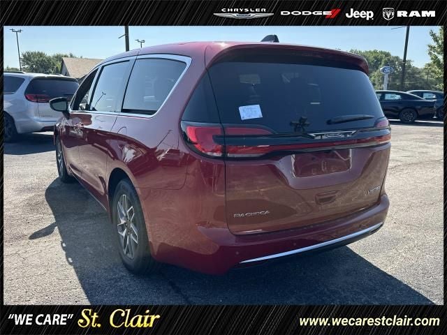2027 Chrysler Pacifica PACIFICA LIMITED