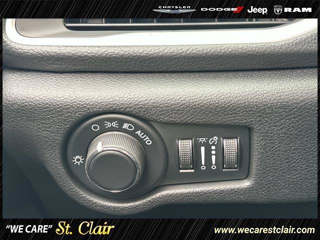2027 Chrysler Pacifica PACIFICA LIMITED