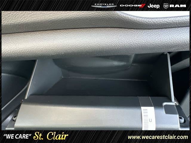 2027 Chrysler Pacifica PACIFICA LIMITED
