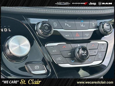 2027 Chrysler Pacifica PACIFICA LIMITED