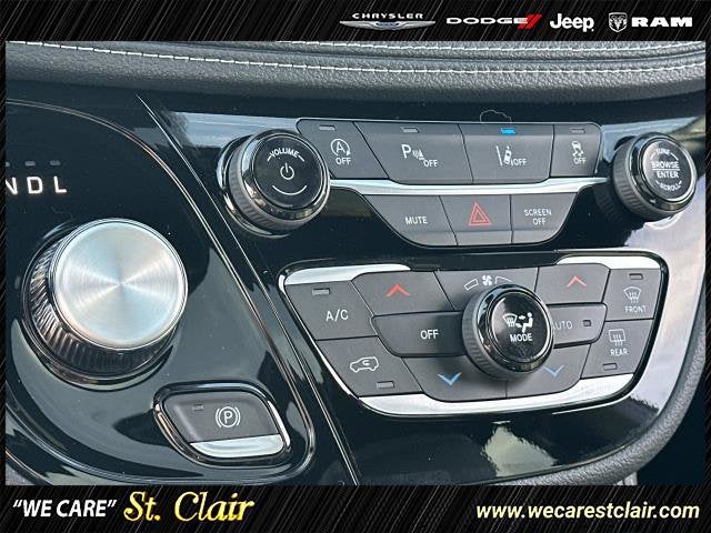 2027 Chrysler Pacifica PACIFICA LIMITED