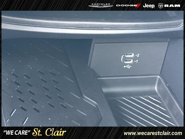 2027 Chrysler Pacifica PACIFICA LIMITED