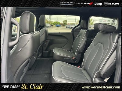 2027 Chrysler Pacifica PACIFICA LIMITED
