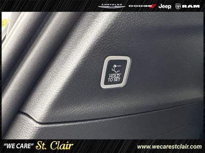 2027 Chrysler Pacifica PACIFICA LIMITED