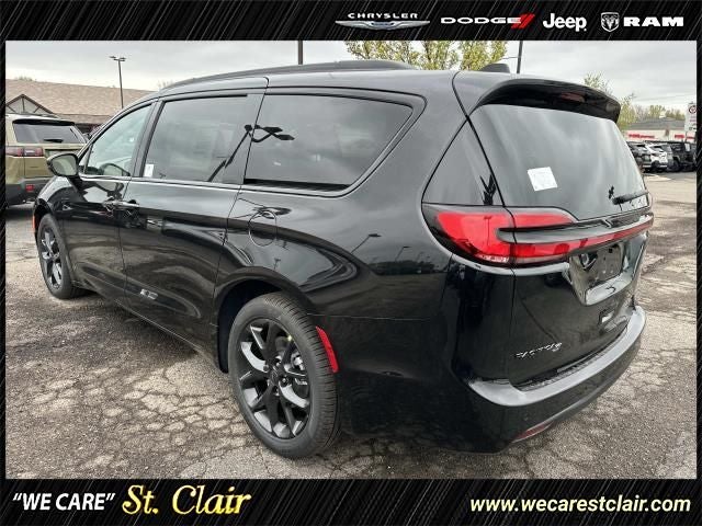 2027 Chrysler Pacifica PACIFICA LIMITED