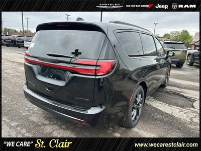 2027 Chrysler Pacifica PACIFICA LIMITED