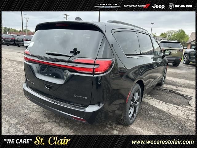 2027 Chrysler Pacifica PACIFICA LIMITED