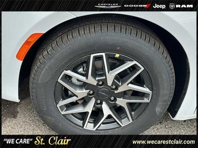 2027 Chrysler Pacifica PACIFICA LIMITED
