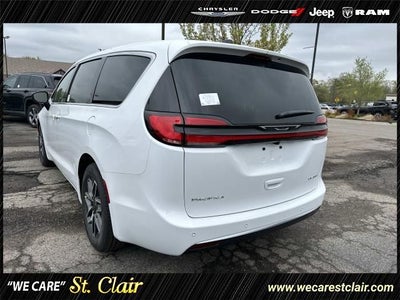2027 Chrysler Pacifica PACIFICA LIMITED
