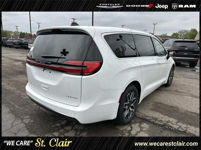 2027 Chrysler Pacifica PACIFICA LIMITED