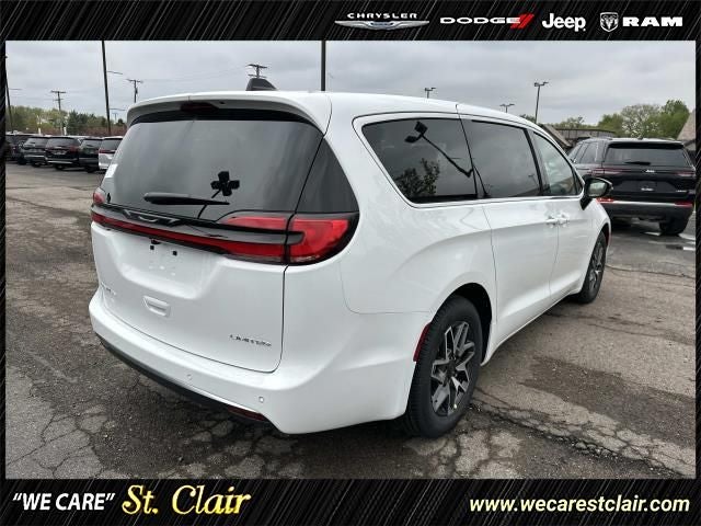 2027 Chrysler Pacifica PACIFICA LIMITED