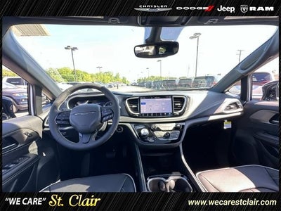 2027 Chrysler Pacifica PACIFICA LIMITED