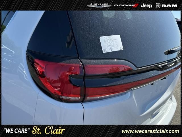 2027 Chrysler Pacifica PACIFICA LIMITED