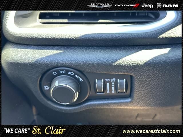 2027 Chrysler Pacifica PACIFICA LIMITED