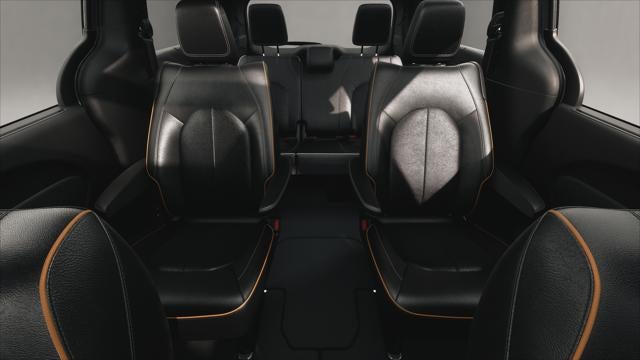 2027 Chrysler Pacifica PACIFICA LIMITED