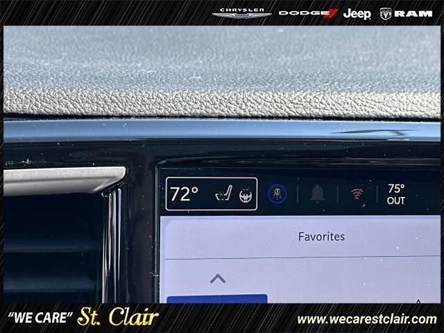 2027 Chrysler Pacifica PACIFICA LIMITED