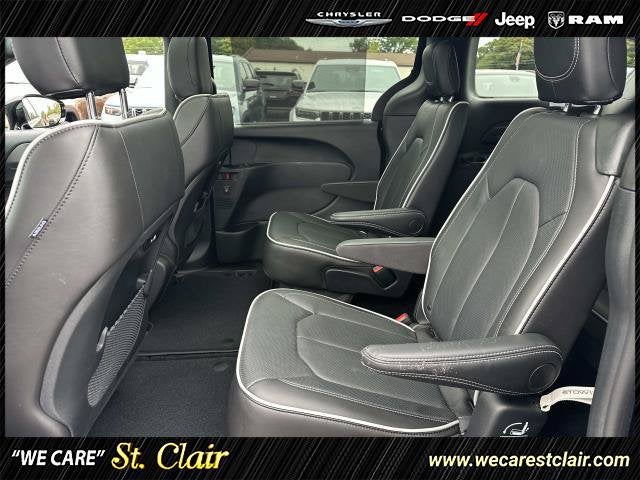 2027 Chrysler Pacifica PACIFICA LIMITED