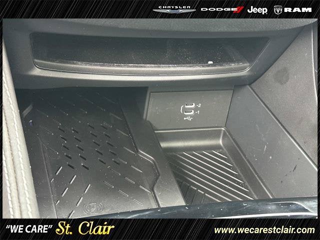 2027 Chrysler Pacifica PACIFICA LIMITED