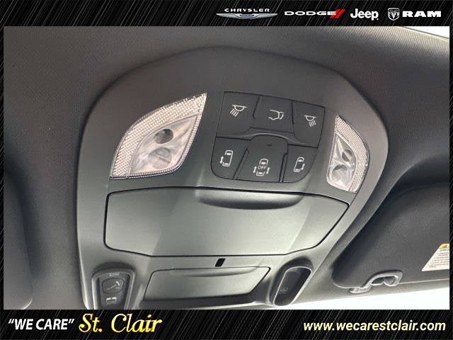2027 Chrysler Pacifica PACIFICA LIMITED